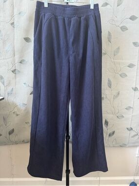 NWT Wide-Leg Corduroy Pants – Navy